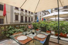 Next to the Duomo of Florence, Lorenzo, with Private Terrace